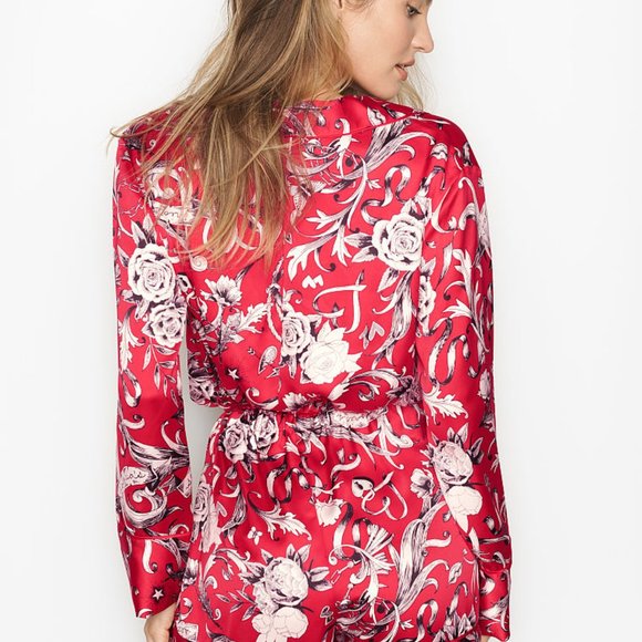 Victoria's Secret PJ Set Christmas Sleep Set - Picture 6 of 10